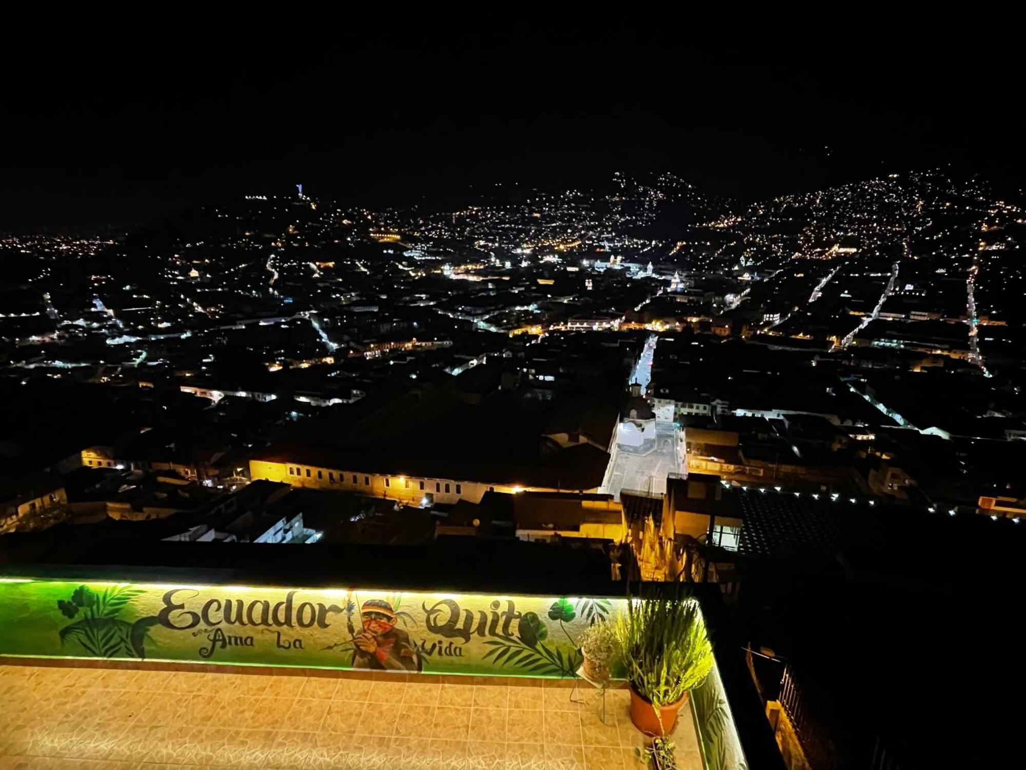 Itchimbia Garden Con La Mejor Vista De Quito Y Spa Екстер'єр фото